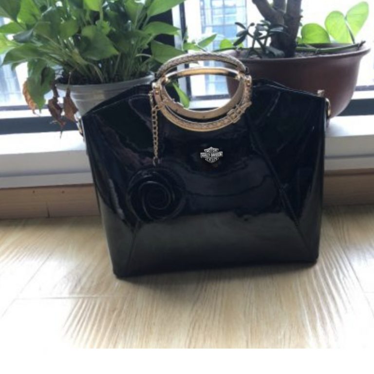 Harley Davidson Bright Lacquered Platinum Leather Bag photo review