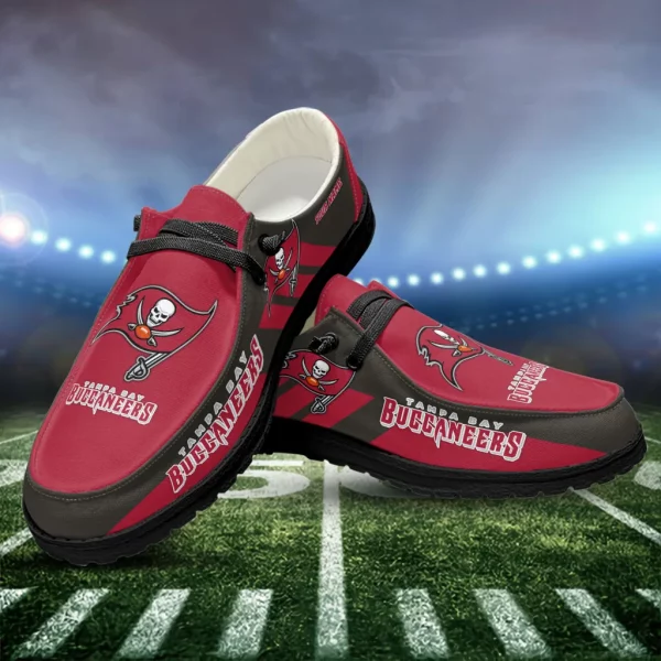 buccaneers crocs, buccaneers nike shoes, bucs nike shoes, bucs shoes, name, nike tampa bay buccaneers shoes, tampa bay buccaneers nike shoes, tampa bay buccaneers shoes, tampa bay buccaneers sneakers, tampa bay buccaneers tennis shoes, tampa bay bucs shoes